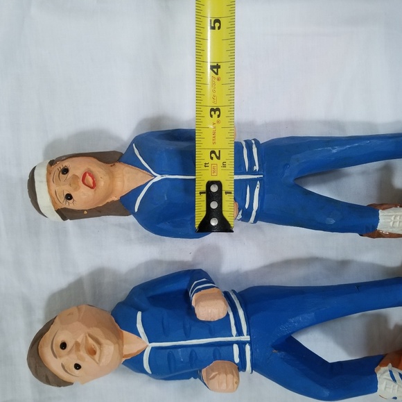 Aldon Hand Carved 1981 Wooden Couple Figures - Picture 7 of 8